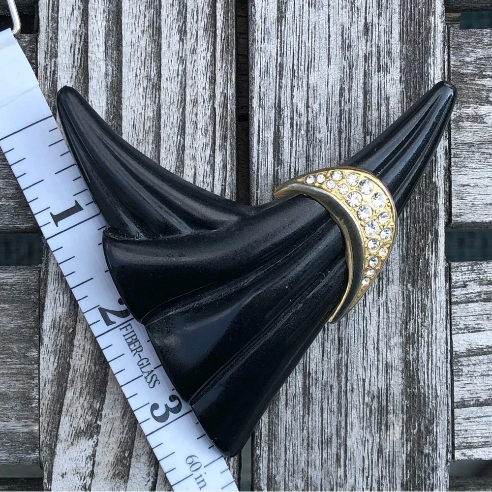Art Deco Style Brooch- Vintage